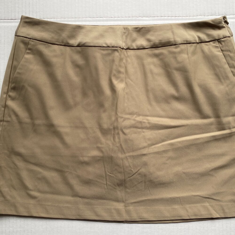 Nike Drifit Golf   (Size 14 ) Golf Skort